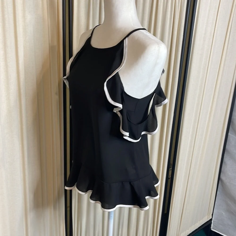 ❗️SOLD❗️EUC- COLD SHOULDER BLACK & WHITE RUFFLE BLOUSE SIZE SMALL - Picture 9 of 11